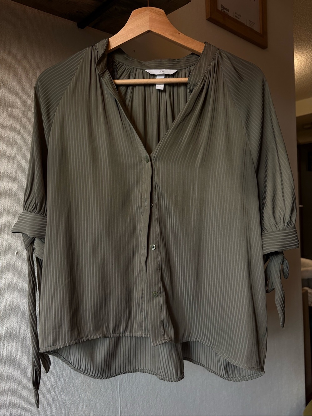 H&M tie sleeve top